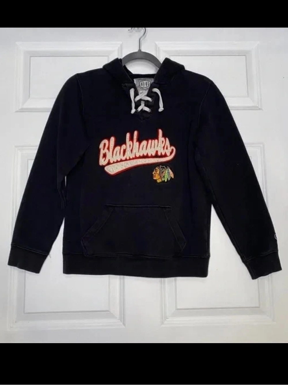 Old Time Hockey NHL Black Blackhawks Applique Hooded Sweatshirt Size Medium